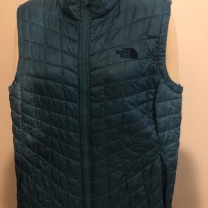 The North face dark teal vest. Size Large